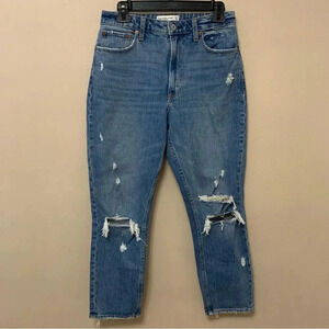 Abercrombie & Fitch The Mom High Rise Curve Love Jeans Size 27 Size 4
